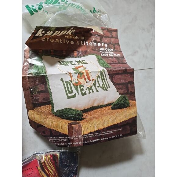 Vtg Lot of 7 Embroidered Cross Stitch Needlecraft Art Crafts Model Crafting Kits - Picture 5 of 8